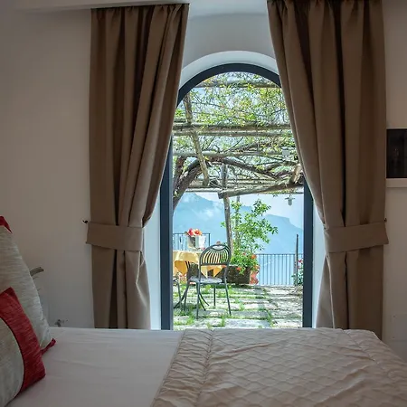 Villa Amore 4*