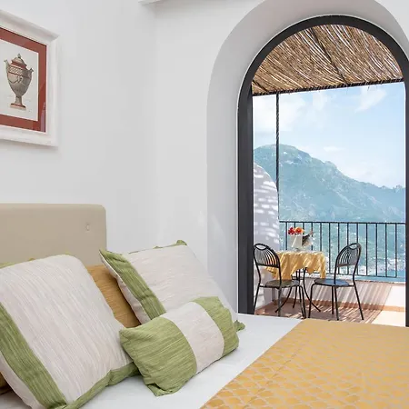 Villa Amore فندق