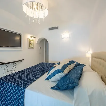 Villa Amore 4*