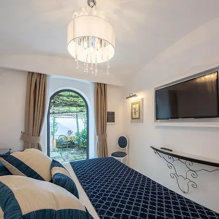 Отель Villa Amore