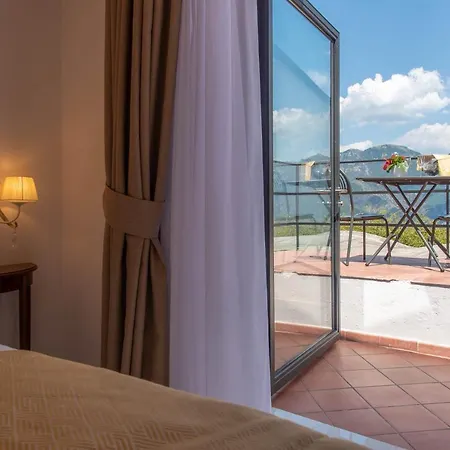 Villa Amore Отель Равелло
