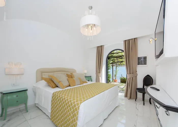 Villa Amore 4*