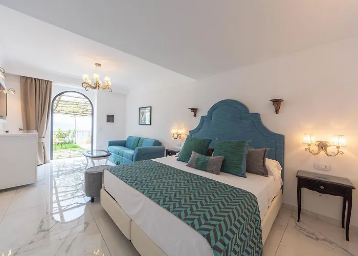 Отель Villa Amore